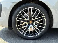 Used Porsche Macan 434 HP (319 kW) 2024 Crayon SUV