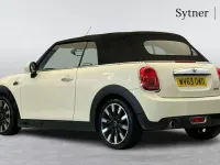 Used Mini Cooper Exclusive 134 HP (98 kW) 2019 White Hatchback