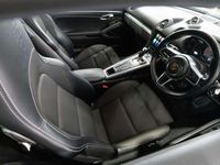 Used Porsche 718 Cayman 350 HP (257 kW) 2018 White Coupe