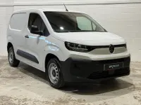 New Citroën Berlingo 101 HP (74 kW) 2026 White MPV