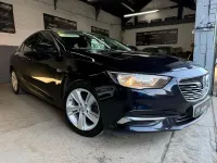Second-hand Vauxhall Insignia Sport 2018 Albastru Hatchback