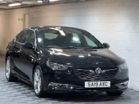 Used Vauxhall Insignia SRi 170 HP (125 kW) 2019 Black Hatchback