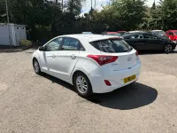 Used Hyundai i30 SE 110 HP (80 kW) 2015 White Hatchback