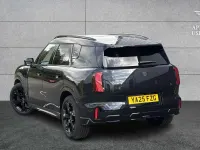 Used Mini Countryman 215 HP (158 kW) 2025 Black SUV