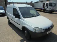 Used Vauxhall Combo 75 HP (55 kW) 2010 White MPV