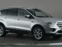 Usado Ford Kuga Titanium 120 HP (88 kW) 2018 Prateado SUV