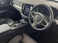 Used Volvo V60 Plus 345 HP (253 kW) 2025 Black Estate