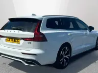 Used Volvo V60 R-Design 247 HP (181 kW) 2022 Estate