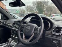 Used Jeep Grand Cherokee Overland 250 HP (183 kW) 2019 Blue SUV