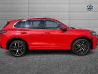 Używany VW Tiguan Edition 147 KM (108 kW) 2024 Czerwony SUV