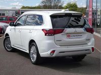 Used Mitsubishi Outlander P-HEV 174 HP (127 kW) 2018 White SUV
