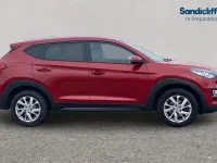 Used Hyundai Tucson SE 132 HP (97 kW) 2020 Red SUV