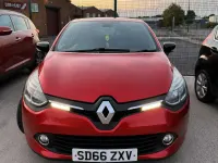 Used Renault Clio Dynamique 90 HP (66 kW) 2016 Red Hatchback