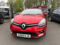 Used Renault Clio Play 90 HP (66 kW) 2018 Red Hatchback
