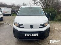 Used Peugeot Partner 100 HP (73 kW) 2024 White MPV