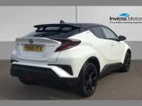 Used Toyota C-HR 122 HP (89 kW) 2018 White SUV