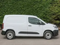 Used Citroën Berlingo 100 HP (73 kW) 2023 White MPV