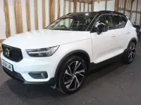 Used Volvo XC40 R-Design Pro 150 HP (110 kW) 2019 White SUV