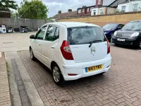 Used Hyundai i10 Active 83 HP (61 kW) 2013 White Hatchback