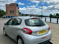 Used Peugeot 208 Active 82 HP (60 kW) 2014 Silver Hatchback