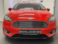 Used Ford Focus Titanium 120 HP (88 kW) 2015 Red Hatchback