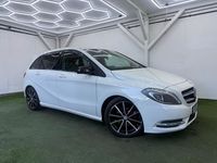 Begagnad Mercedes B180 109 HK (80 kW) 2014 Vit Minibuss