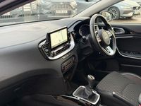 Used Kia Ceed 2023 Grey Hatchback