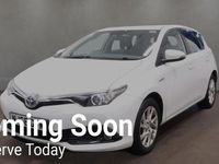 Used Toyota Auris 136 HP (100 kW) 2018 White Hatchback