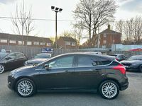 Used Ford Focus Zetec 125 HP (91 kW) 2014 Black Hatchback