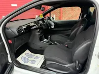 Used Citroën DS3 PureTech 110 HP (80 kW) 2015 White Hatchback