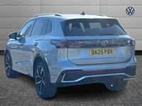 Usado VW Tiguan R-line 272 HP (200 kW) 2025 Prateado SUV