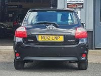 Used Toyota Auris 101 HP (74 kW) 2012 Black Hatchback