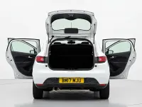 Used Renault Clio Dynamique 75 HP (55 kW) 2017 White Hatchback