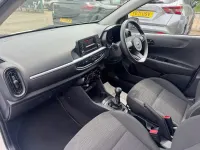Used Kia Picanto 66 HP (48 kW) 2018 White Hatchback