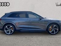 Usado Audi e-tron Advanced 369 kW (503 CV) 2023 Gris SUV