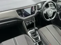 Used VW T-Roc SE 110 HP (80 kW) 2021 White SUV