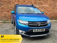 Used Dacia Sandero Lauréate 90 HP (66 kW) 2013 Blue Hatchback