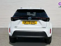 Used Toyota Yaris 116 HP (85 kW) 2023 White Hatchback