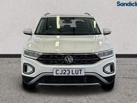 Used VW T-Roc Life 150 HP (110 kW) 2023 White SUV