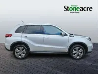 Używany Suzuki Vitara SZ-T 129 KM (94 kW) 2023 Srebrny SUV