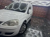 Używany Vauxhall Combo 75 KM (55 kW) 2011 Biały Minivan