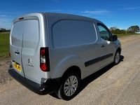 Usado Citroën Berlingo 100 HP (73 kW) 2018 Prateado Monovolume