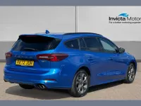 Used Ford Focus ST-Line 155 HP (114 kW) 2023 Blue Estate