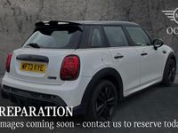 Begagnad Mini Cooper Hatch 134 HK (98 kW) 2023 Vit Halvkombi