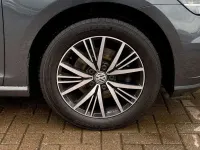 Begagnad VW Golf VII SE 125 HK (91 kW) 2017 Grå Halvkombi