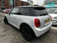 Used Mini Cooper D Hatch 116 HP (85 kW) 2014 Silver Hatchback