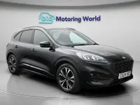 Usado Ford Kuga ST-Line X 190 CV (139 kW) 2024 Negro SUV