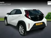 Used Toyota Aygo X PURE 72 HP (52 kW) 2025 White SUV