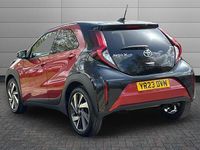 Used Toyota Aygo X 72 HP (52 kW) 2023 Chilli red with black SUV
