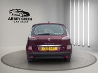 Used Renault Scénic III Dynamique 110 HP (80 kW) 2013 Red MPV